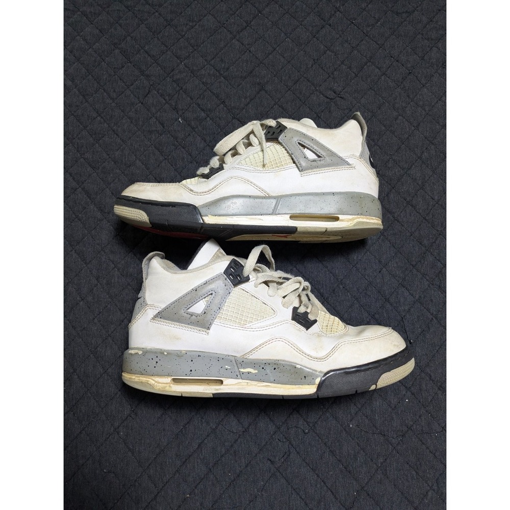 Air Jordan 4 Retro White Cement Basketball Sneakers 836016-192 Youth 7Y Leather